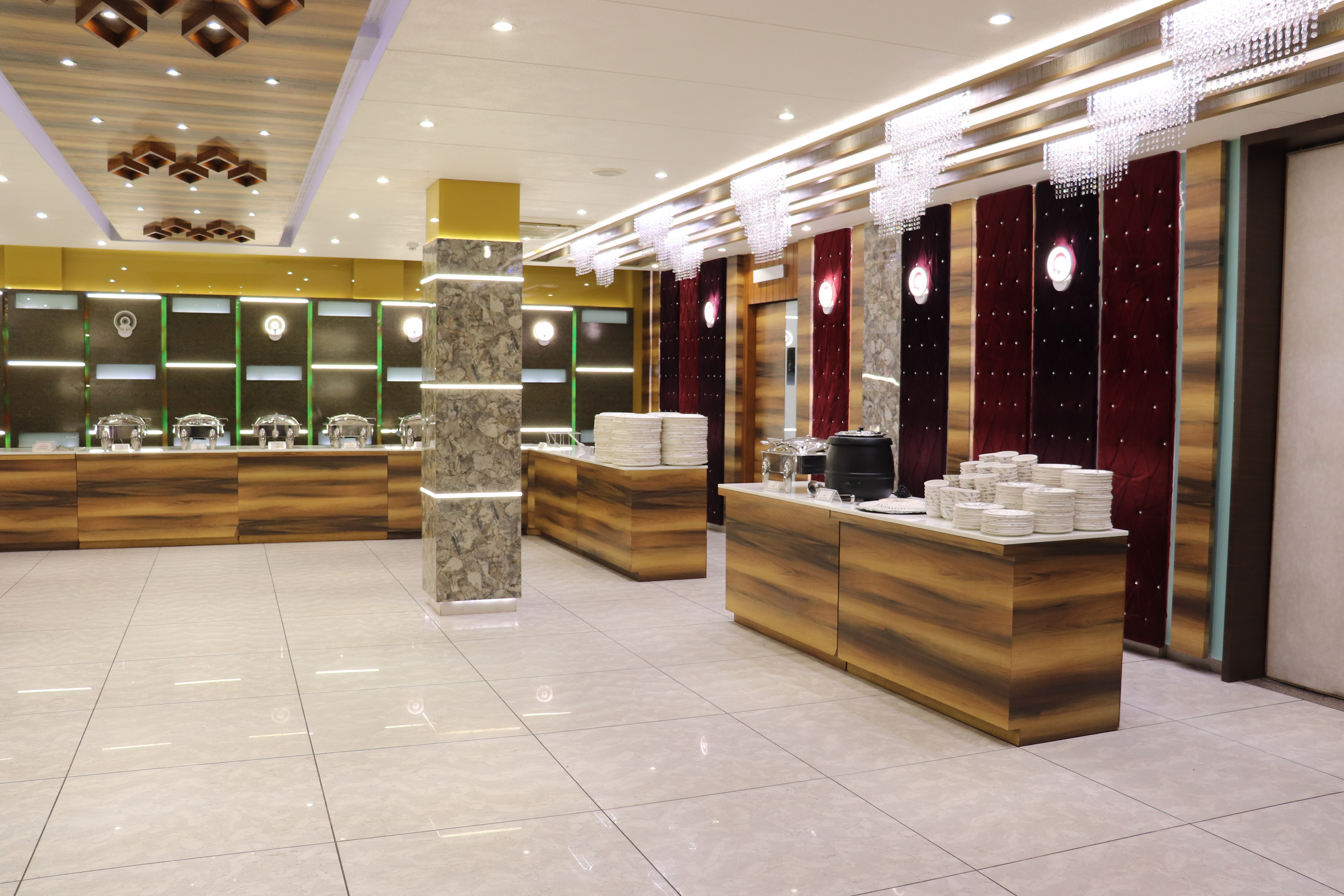 HOTEL ROYAL PALACE AHMEDABAD 