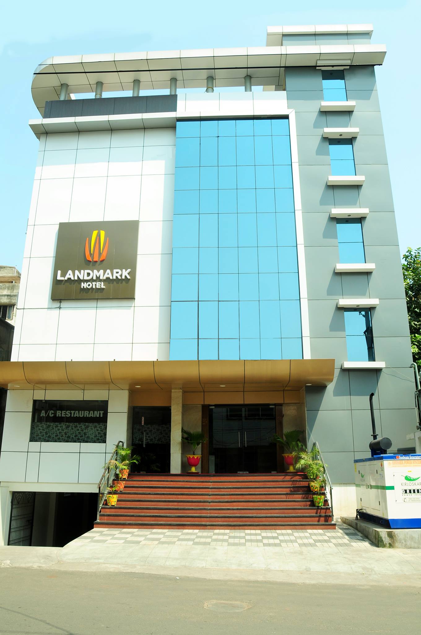 Landmark Hotel Visakhapatnam 31 29 103 Dolphin Circle Beside Geet Large Photograph Of Landmark Hotel Visakhapatnam Located In