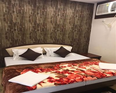 Deluxe Room, Hotel Sheela Agra - Budget Hotels in Agra