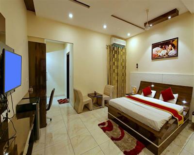 Maharaja Suite Room, HOTEL MAHARAJA PALACE HOSHIARPUR - Budget Hotels in Hoshiarpur