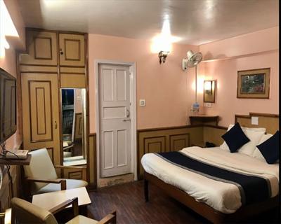 Super Deluxe Room, SAMRAT REGENCY - Budget Hotels in Shimla