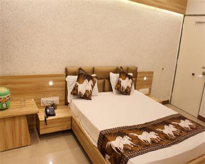 Double Non AC Room, Hotel Shri Radhe Somnath - Budget Hotels in Somnath