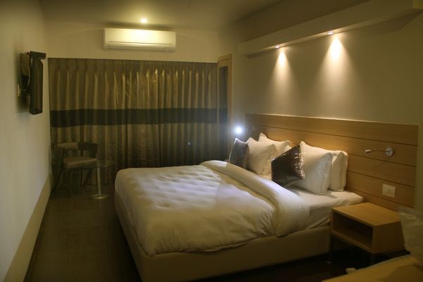 Deluxe Room, HOTEL THE BLOSSOM VAPI - Budget Hotels in Vapi