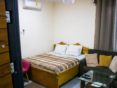 GROUND FLOOR ENSUITE AKAB