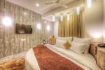 REPOSE ROOM