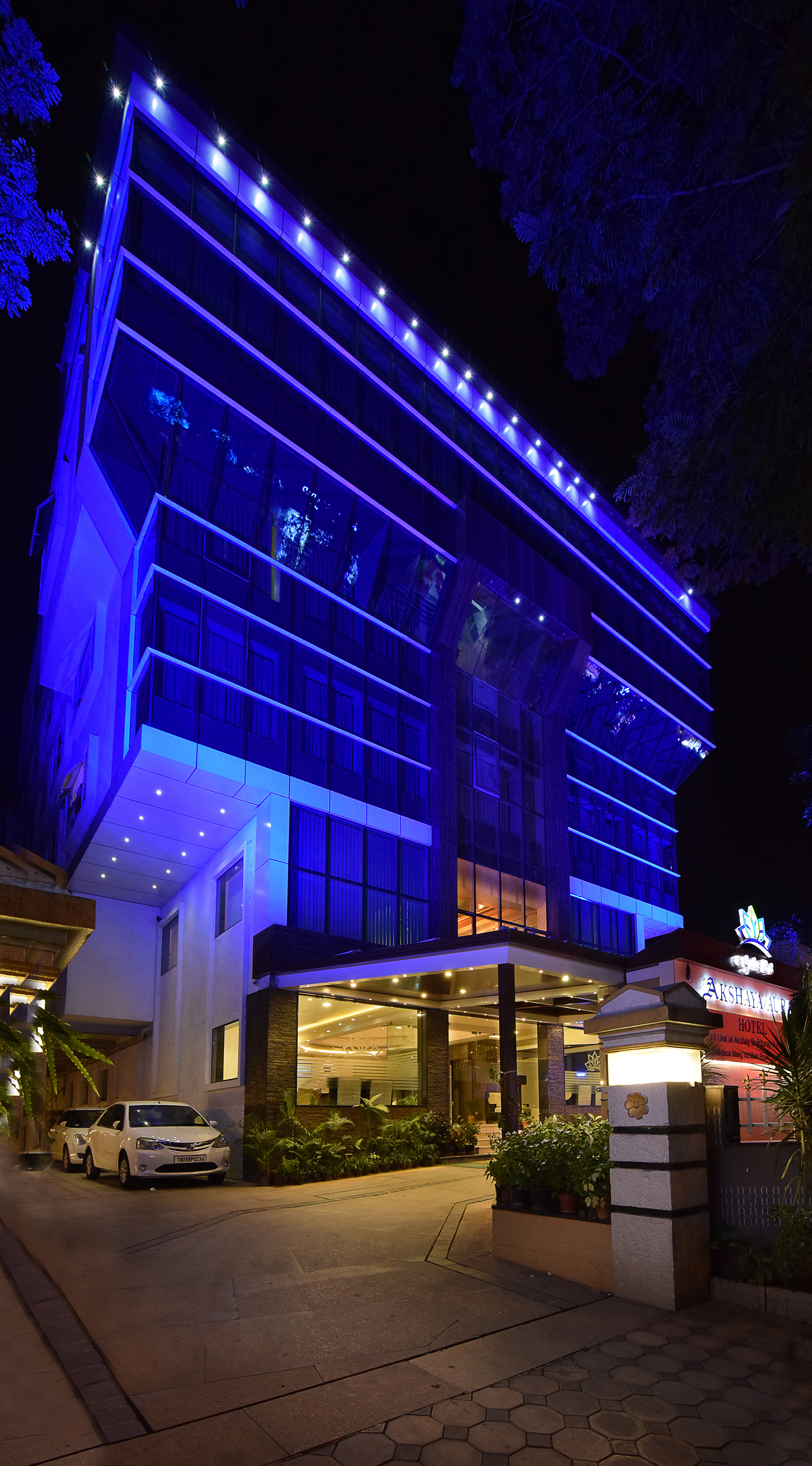 Akshaya Aura Hotel Bangalore Plot No 6 Kalidasa Marg 1st Main Large Photograph Of Akshaya Aura Hotel Bangalore Located In