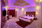 EXECUTIVE ROOMS