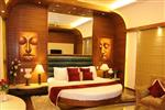 HONEYMOON SUITE ROOM
