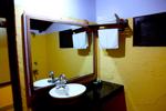 Jungle Cottage-Bathroom