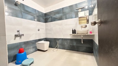 WASHROOM 