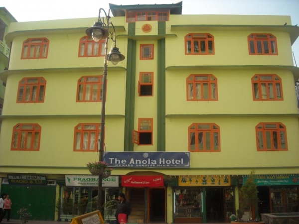 The Anola Hotel Gangtok M G Road New Market ï Sikkim Large Photograph Of The Anola Hotel Gangtok Located In