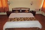 Dlx Ac room