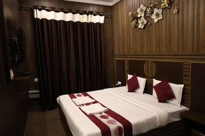 Standard double bed room