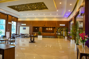 Lobby & Reception