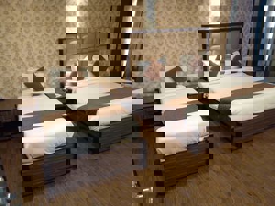 Large Triple Room