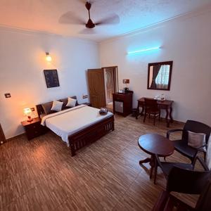 Deluxe A/C Room