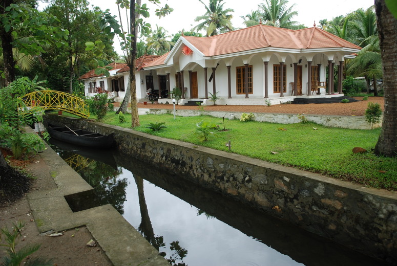 coconut  creek kumarakom homestay inside property