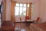 Dlx. Room 