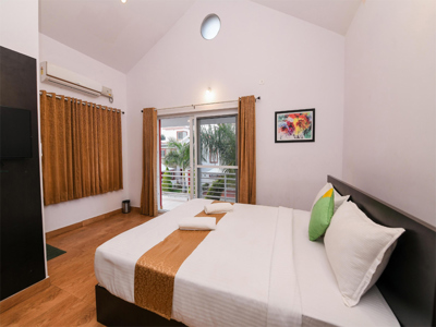 DOUBLE BED ROOM