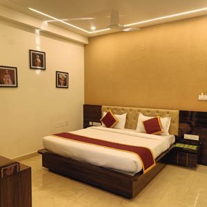 AC Deluxe Room