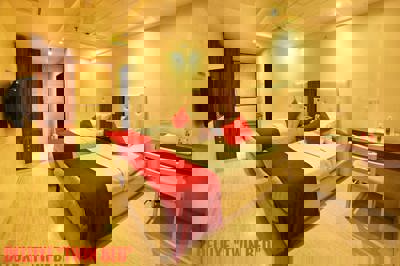 DELUXE "TWIN BED" ROOM