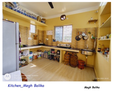 In House kitchen for fresh cook meal