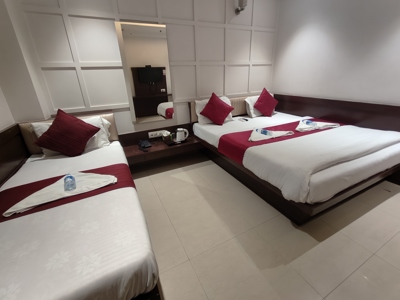 3 BED A/C ROOM
