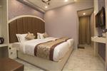 Deluxe Twin Bed Room