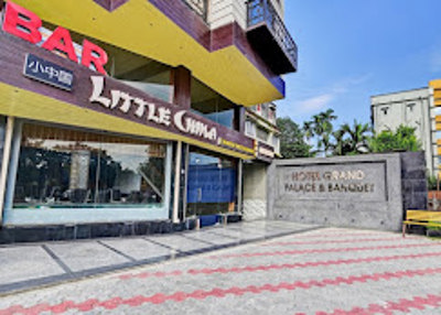 PARKING AREA
