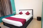 Abedrooms Standard Double Room ( Hotel Near Tamil University)